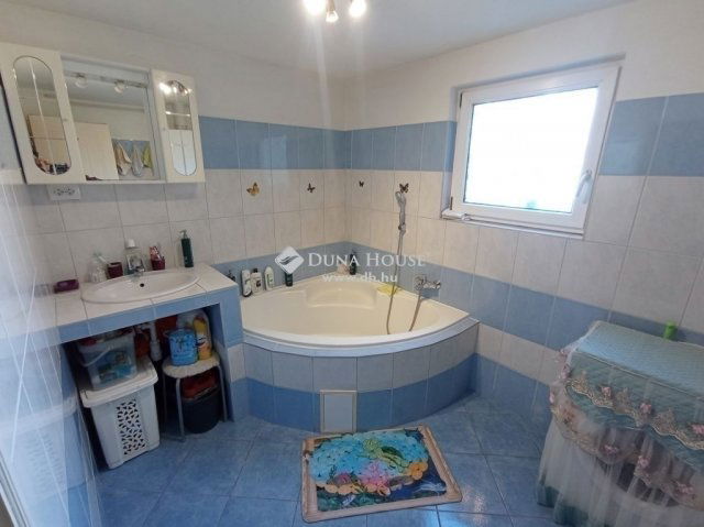 Eladó téglalakás, Budapesten, IX. kerületben 85.7 M Ft, 2 szobás