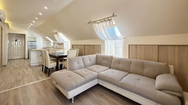 Kiadó téglalakás, albérlet, Debrecenben 250 E Ft / hó, 3 szobás