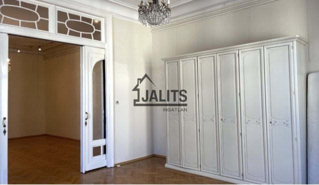 Kiadó téglalakás, albérlet, V. kerületben, Falk Miksa utcában