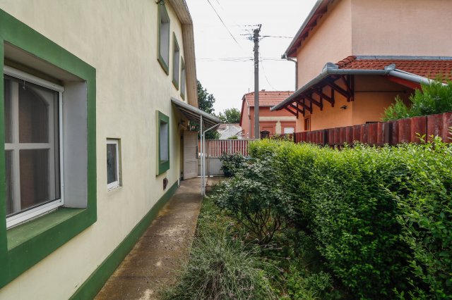 Eladó családi ház, Budapesten, XV. kerületben 89.9 M Ft