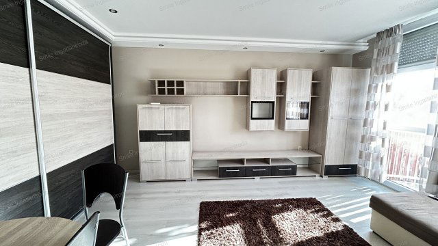 Kiadó panellakás, albérlet, Nyíregyházán 160 E Ft / hó