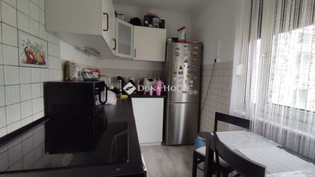 Eladó panellakás, Budapesten, XXI. kerületben 75 M Ft, 2+1 szobás