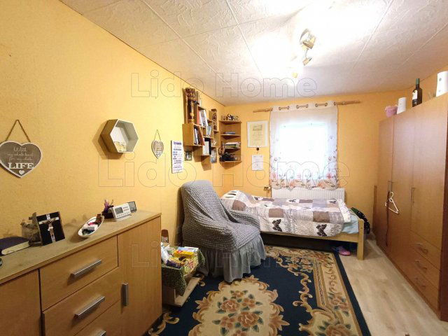 Eladó nyaraló, Siófokon 58 M Ft, 3 szobás / költözzbe.hu