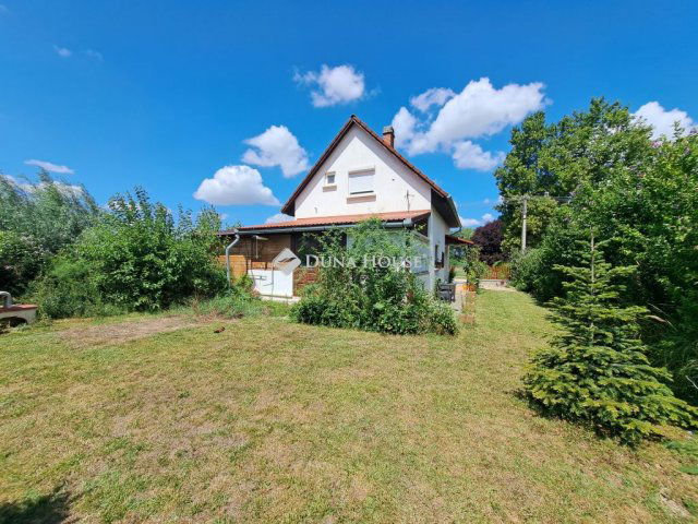 Eladó nyaraló, Nagybaracskán 32.99 M Ft, 3 szobás