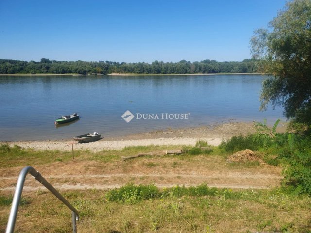 Eladó telek, Kulcson 35 M Ft / költözzbe.hu