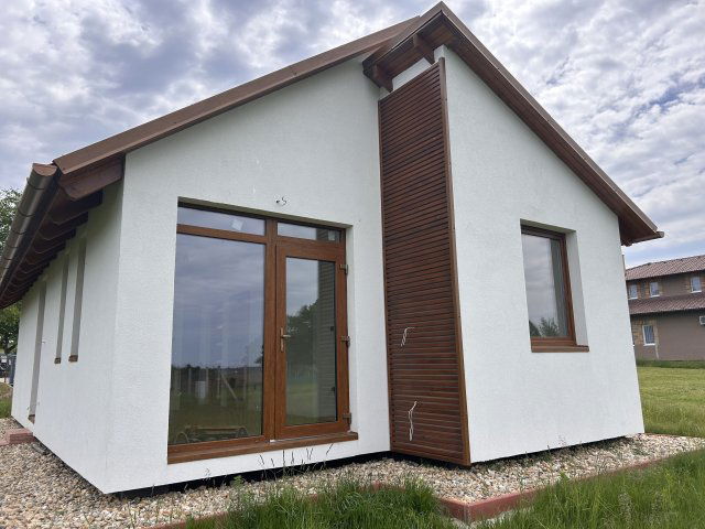 Eladó családi ház, Balatonszárszón 56.5 M Ft, 3 szobás