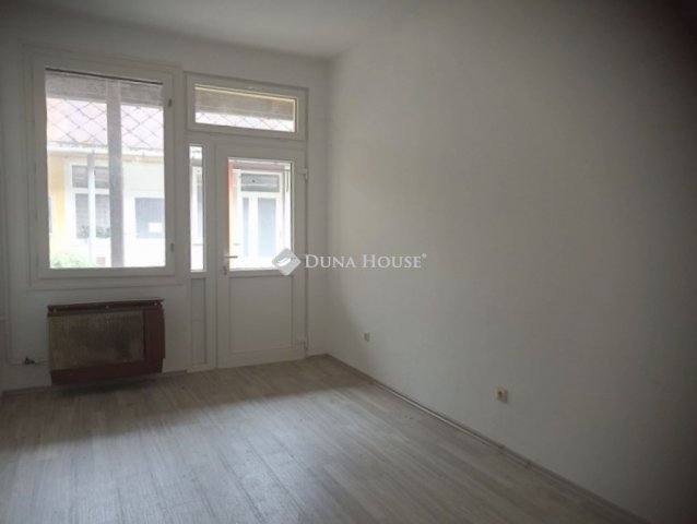 Eladó iroda, Nagykanizsán 120 M Ft / költözzbe.hu