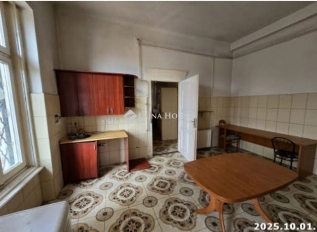 Eladó téglalakás, Budapesten, X. kerületben 88.7 M Ft, 3 szobás