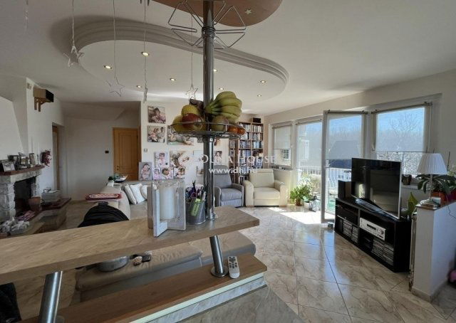 Eladó családi ház, Budapesten, XVI. kerületben 289 M Ft