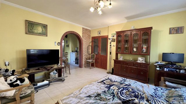 Eladó családi ház, Csengődön 69.9 M Ft, 4 szobás
