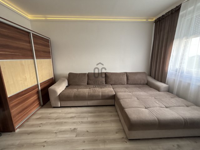 Eladó panellakás, Debrecenben 62.99 M Ft, 2 szobás