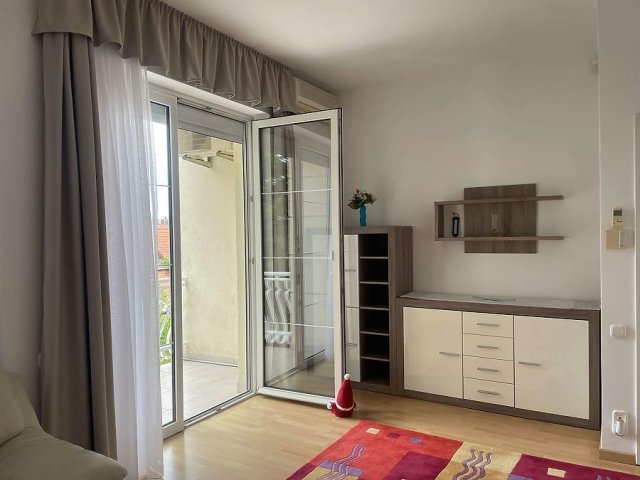 Kiadó téglalakás, albérlet, Budapesten, I. kerületben, 3 szobás