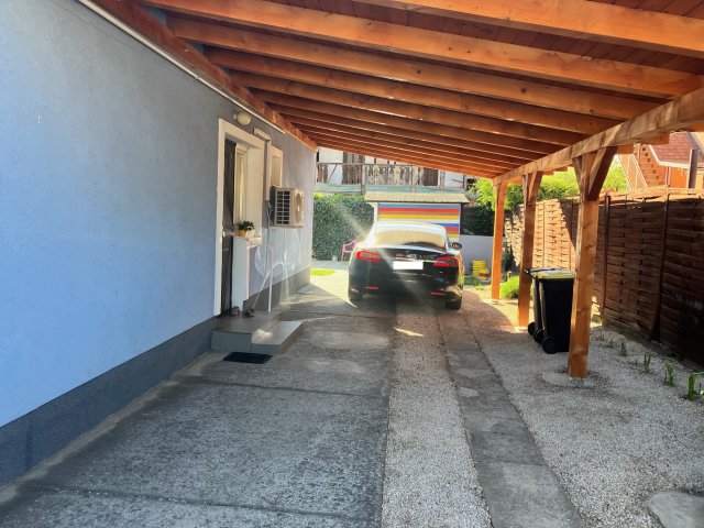 Eladó családi ház, Pomázon 149.9 M Ft, 5 szobás