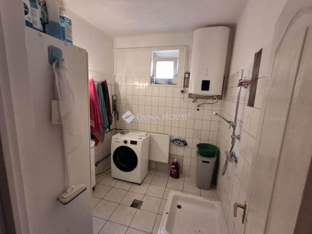 Eladó családi ház, Bicskén, Losonczi utcában 59.9 M Ft