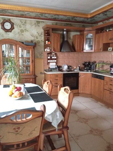 Eladó családi ház, Napkoron 49 M Ft, 4+1 szobás