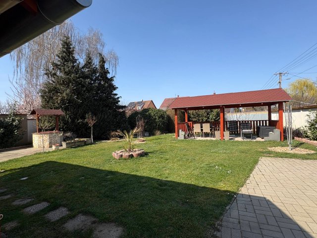 Eladó családi ház, Kisvárdán 83 M Ft, 5 szobás