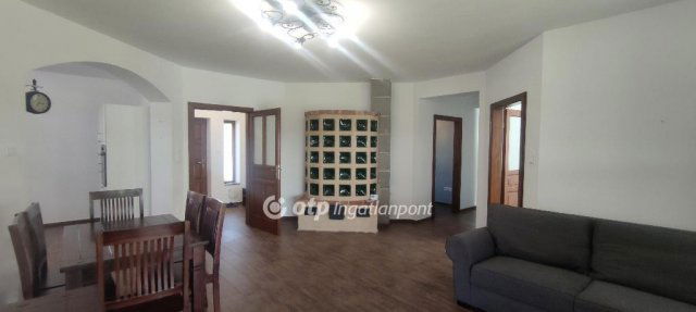 Eladó családi ház, Tiszasason 56.99 M Ft, 3 szobás