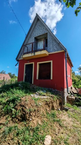 Eladó családi ház, Szigetváron 6 M Ft, 1 szobás