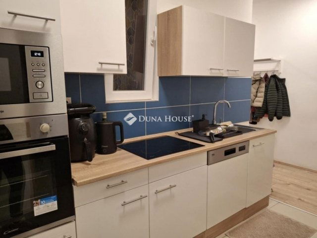 Eladó téglalakás, Budapesten, IX. kerületben 95.9 M Ft, 3 szobás