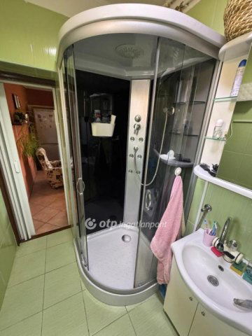 Eladó családi ház, Pusztamonostoron 24 M Ft, 2 szobás