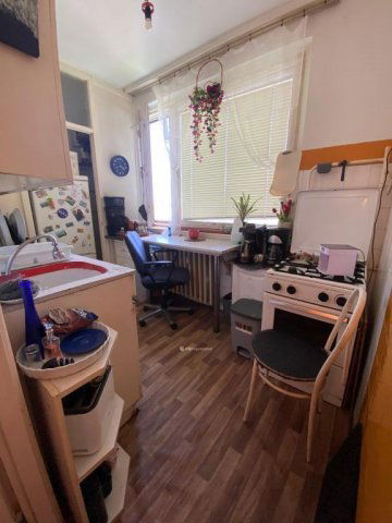 Eladó panellakás, Algyőn 47.5 M Ft, 2 szobás