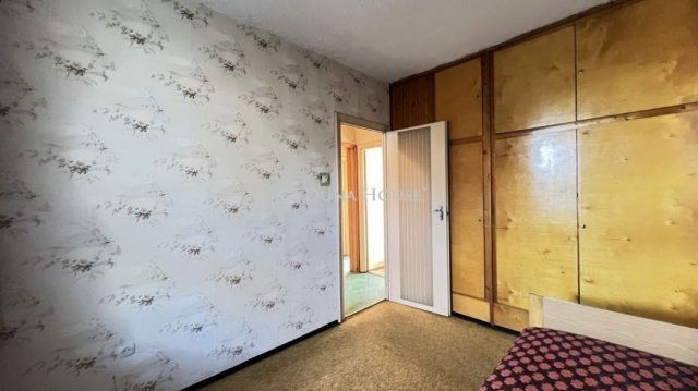 Eladó téglalakás, Egerben 45 M Ft, 3 szobás