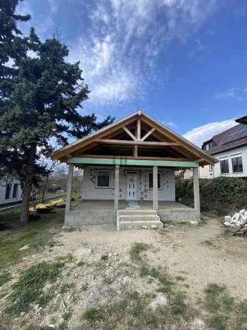 Eladó családi ház, Csörögön 52.5 M Ft, 3 szobás