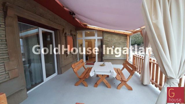 Eladó családi ház, Budapesten, XV. kerületben, Tarpai téren