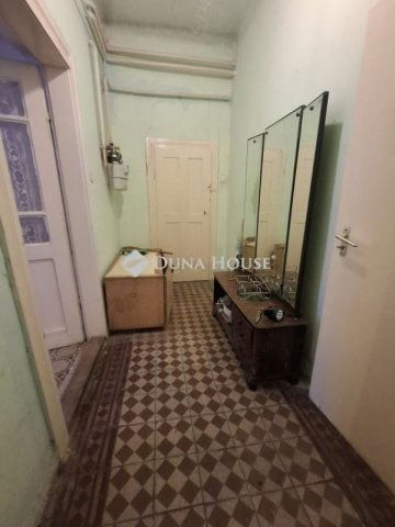 Eladó családi ház, Budapesten, XVIII. kerületben 63 M Ft