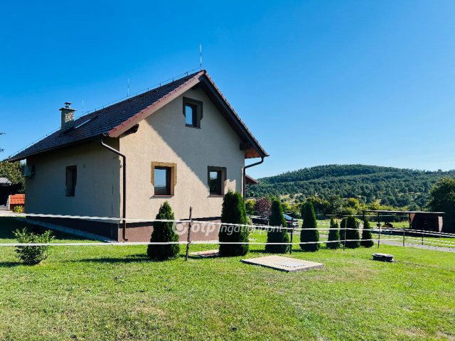 Eladó családi ház, Hidegkúton 275 M Ft, 3+1 szobás