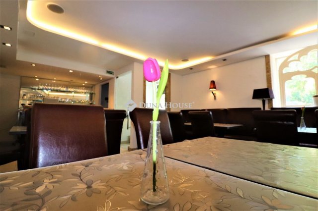 Eladó üzlethelyiség, Budapesten, I. kerületben, Donáti utcában