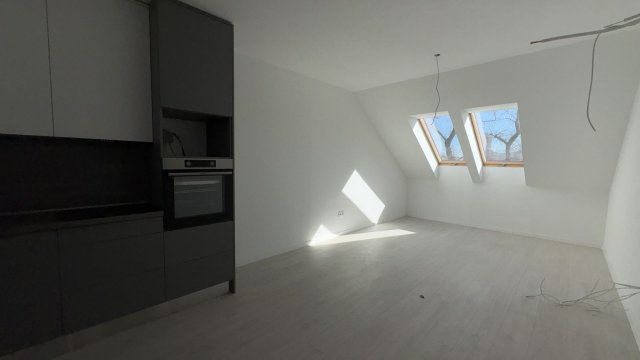 Eladó téglalakás, Debrecenben 77.9 M Ft, 3 szobás