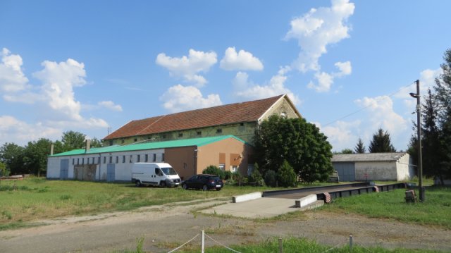 Eladó ipari ingatlan, Medgyesegyházán 89.9 M Ft