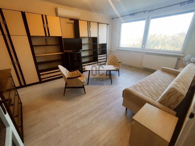 Kiadó panellakás, albérlet, Nagykőrösön 120 E Ft / hó