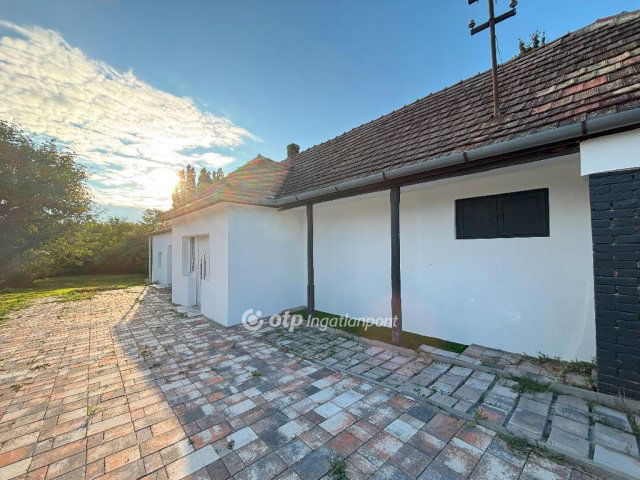 Eladó családi ház, Kányban 32.9 M Ft, 3 szobás