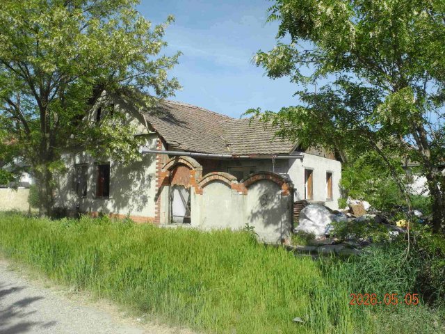 Eladó családi ház, Mezőtúron 2.9 M Ft, 2 szobás