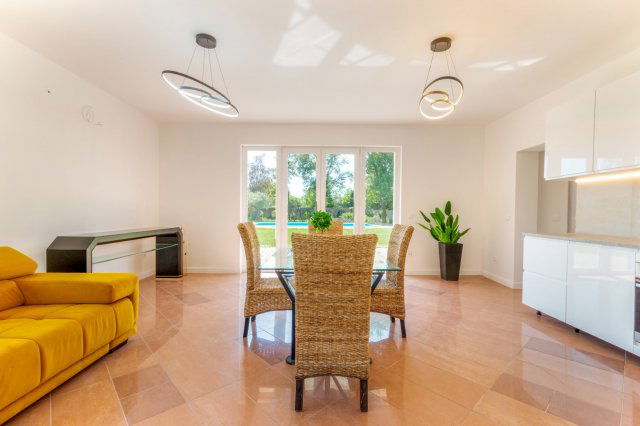 Eladó téglalakás, Velencén 95.916 M Ft, 3 szobás