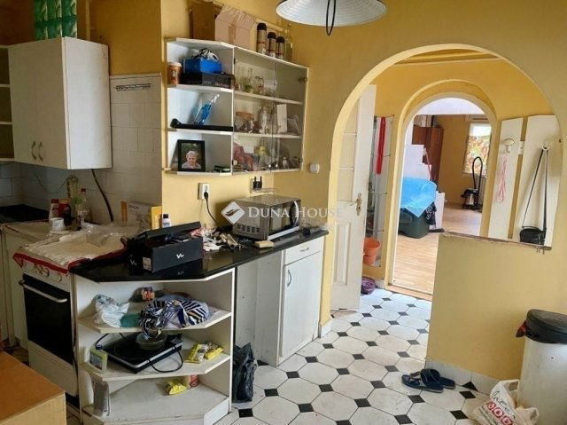 Eladó családi ház, Budapesten, XIV. kerületben 138.5 M Ft