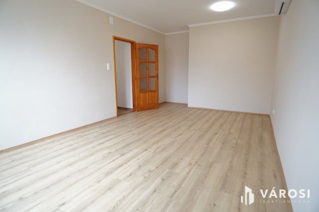 Eladó téglalakás, Nagykanizsán 27.9 M Ft, 1+1 szobás