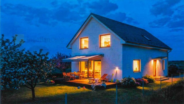 Eladó családi ház, Szegeden 89.9 M Ft, 5 szobás