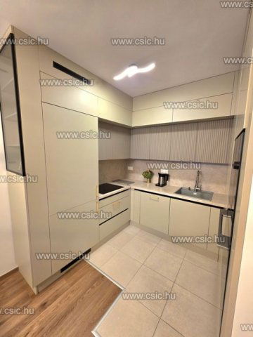 Eladó téglalakás, Budapesten, XIII. kerületben 144 M Ft