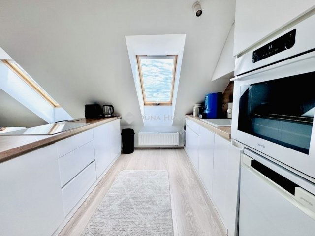 Eladó téglalakás, Pécsett 87.5 M Ft, 4 szobás