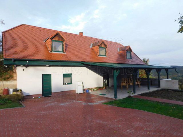 Eladó családi ház, Cserszegtomajon 185 M Ft, 4+1 szobás