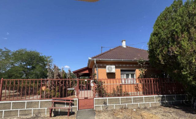Eladó családi ház, Hernádon 48 M Ft, 2 szobás
