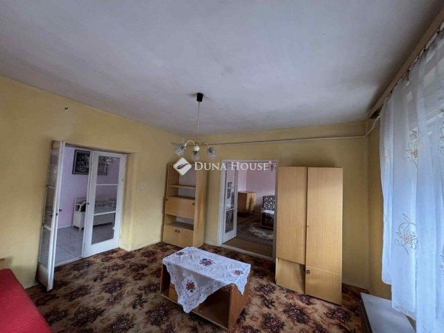 Eladó családi ház, Sándorfalván 59 M Ft, 2+1 szobás