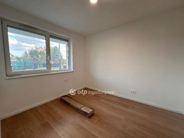 Eladó téglalakás, Albertirsán 64 M Ft, 2+1 szobás