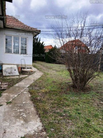 Eladó családi ház, Dunakeszin 94.9 M Ft, 3+1 szobás
