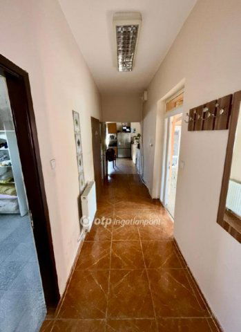 Eladó családi ház, Miskolcon 69.9 M Ft, 4+2 szobás