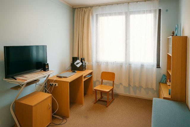 Eladó panellakás, Debrecenben 48.5 M Ft, 2 szobás