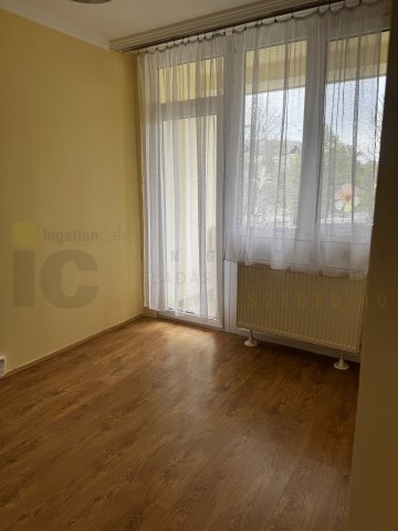 Kiadó panellakás, albérlet, Szegeden, Rókusi körúton